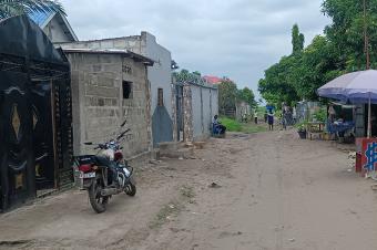 GS13IMMO SARL met  votre disposition la vente de cette parcelle CNsele QBibwa. Bel endroit. Rf KinMarch. Dimension 1022M. Prix  39.000  discuter.  votre coute.