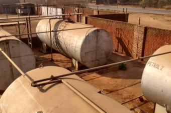 Entrept de carburant  vendre  Lubumbashi Haut Katanga Route Likasi au prix de 2.000.000  discuter.