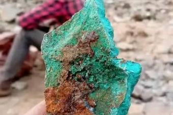 Concession minire a vendre  Lubumbashi route kasenga 58 kilomtres aprs page  7.000.000  ngocier 