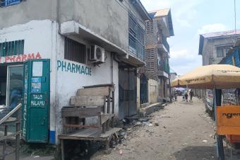 GS13IMMO SARL met  votre disposition la vente de cette vaste parcelle QMombele CLimete. Rf Chausse Lumumba 12me rue. Dimension 2530M. Prix 79.000  discuter.  vous