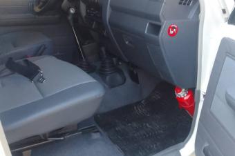 GS13AUTO SARL met  votre disposition la vente de ce vhicule Toyota LandCruiser ferme 5portires dans la CLemba. Prix 75.000  discuter.   vous.