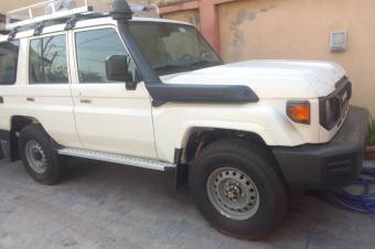 GS13AUTO SARL met  votre disposition la vente de ce vhicule Toyota LandCruiser ferme 5portires dans la CLemba. Prix 75.000  discuter.   vous.