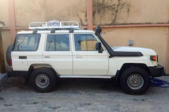 GS13AUTO SARL met  votre disposition la vente de ce vhicule Toyota LandCruiser ferme 5portires dans la CLemba. Prix 75.000  discuter.   vous.