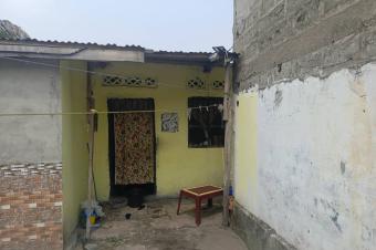 Parcelle commerciale  vendre sur  Boulevard Lumumba  Quartier Terre Jaune