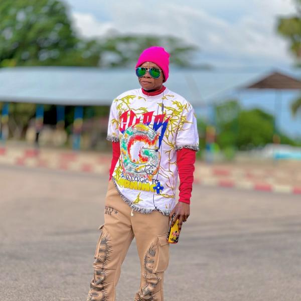 Musique  Avec Spciale Iverstar  impose sa vibe love depuis Kananga
