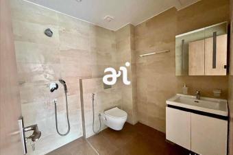 LOCATION MAGNIFIQUE APPARTEMENT DE 2 CHAMBRES  GOMBE 