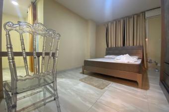 NGALIEMADES CURIES  APPARTEMENT NON LOIN DE KINTAMBO   RFRENCE  ARRT BAOBAB