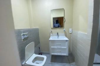 NGALIEMADES CURIES  APPARTEMENT NON LOIN DE KINTAMBO   RFRENCE  ARRT BAOBAB