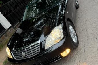 TOYOTA CROWN ROYAL A VENDRE  KINSHASA 