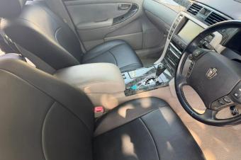 TOYOTA CROWN ROYAL A VENDRE  KINSHASA 