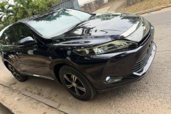 TOYOTA HARRIER NOUVEAU  VENDRE 