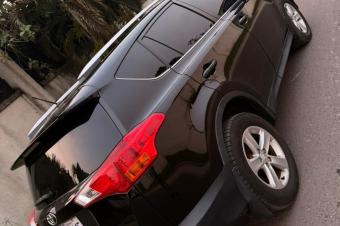 TOYOTA RAV4 A VENDRE  KINSHASA 