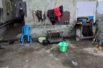 Parcelle 200m avec maison 3 chambres  studio  vendre  Bt Nsele 37.000