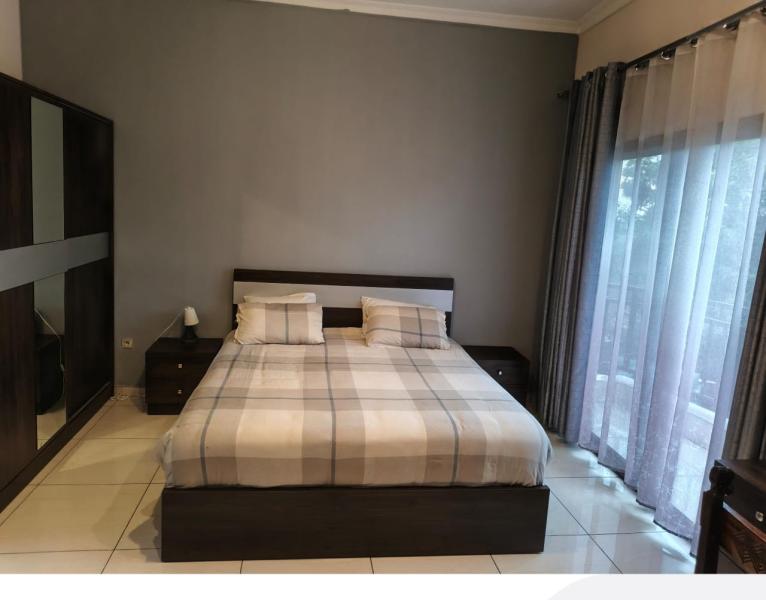 APPARTEMENT MEUBL  LOUER  LA GOMBE 