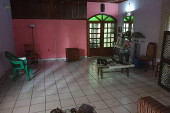 GS13IMMO SARL met  votre disposition la vente d7grande parcelle avec une vaste maison CLemba. Rf Shop Airtel Super Lemba. Dimension 1722M. Prix 290.000  disc.  vous