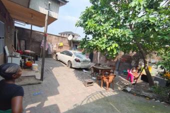 Parcelle  Lemba 13 sur 20m 170.000  dbattre