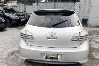 TOYOTA BLADE A VENDRE  KINSHASA 