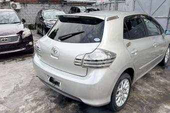 TOYOTA BLADE A VENDRE  KINSHASA 