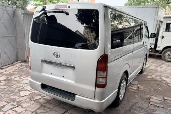 HIACE A VENDRE  KINSHASA 