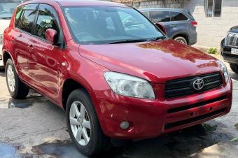 TOYOTA RAV4 A VENDRE  KINSHASA 