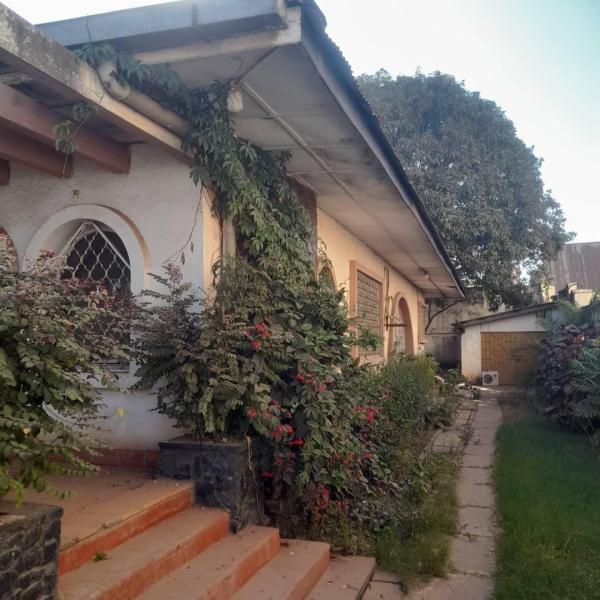 MAGNIFIQUE VILLA A VENDRE  LUBUMBASHI 