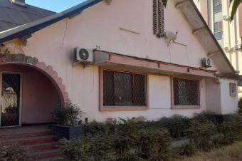 MAGNIFIQUE VILLA A VENDRE  LUBUMBASHI 