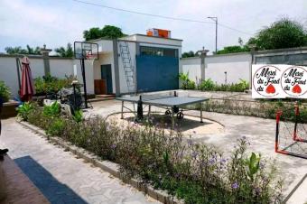 BELLE OPPORTUNIT  SAISIR  NSELE KINKOLE TRES BELLE VILLA MEUBL MIS EN LOCATION LOYER  2.500 le mois ngociation possible   A  PRIX DE VENTE DU VILLA   550.000  DBATT