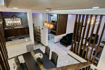 BELLE OPPORTUNIT  SAISIR  NSELE KINKOLE TRES BELLE VILLA MEUBL MIS EN LOCATION LOYER  2.500 le mois ngociation possible   A  PRIX DE VENTE DU VILLA   550.000  DBATT