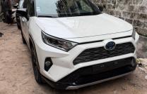 Toyota Rav4 hybride  Volant gauche  Caméra 360  Zala show  24.000$ Nazui mbongo  Localisation limete mediacongo