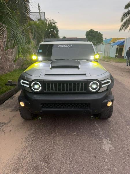 TOYOTA FJ CRUISER A VENDRE  KINSHASA 