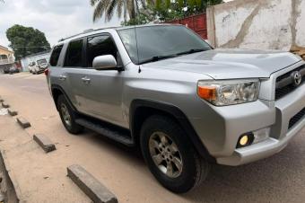 TOYOTA 4 RUNNER A VENDRE  KINSHASA 