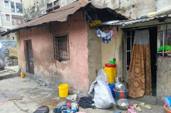 Parcelle commerciale sur macadam  vendre  Barumbu