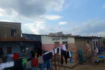 Belle opportunit  saisir  NgiriNgiri Vente dune parcelle avec des maisons habitables  Direction  Sao  24 novembre  Av Kingabwa  Dimension  14m26m Prix de dpart  165.00