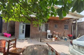 Parcelle  Lemba 13 sur 20m 170.000  dbattre