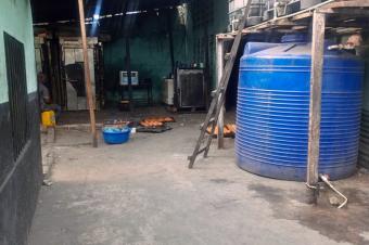 Belle opportunit  saisir  Bumbu vers march Selembao Vente dune parcelle avec une grande maison       Direction   24 novembre  sur lavenue luvambano Un coin Idal pour la com