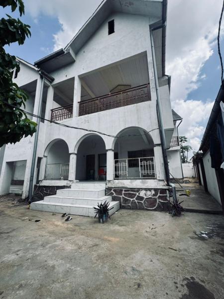 Parcelle  Lemba Salongo R1 20 sur 30m 380.000