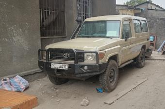 GS13AUTO SARL   met en vente cette Toyota  Land Cruiser en bon tat. Prix de vente propos  22.500  discuter.  votre coute.