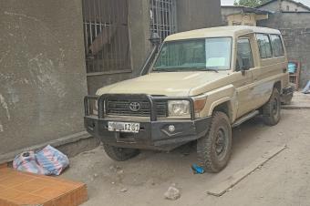 GS13AUTO SARL   met en vente cette Toyota  Land Cruiser en bon tat. Prix de vente propos  22.500  discuter.  votre coute.