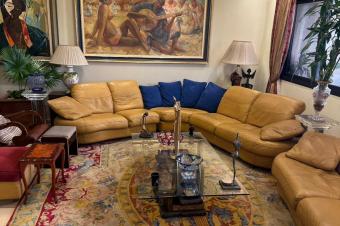 APPARTEMENT AVEC MEUBLES  VENDRE  KINSHASA GOMBE 