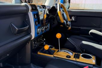 Toyota land Cruise FJ.IT Disponible  Avec dclaration normal  Prix 25000  discuter lgrement  Contact 0828482474