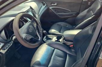 Huyndai santa fe 2015 Sans plaque  Couleur dorigine  3banquette  Moteur 6 cylindre  Volant gauche  Intrieur cuire  Prix 11000 dernier prix svp  Contact0828482474