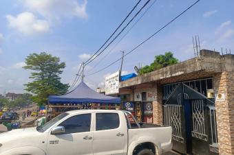 PARCELLE COMMERCIALE  VENDRE SUR LE BOULEVARD LUMUMBA  NSELE