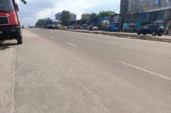 PARCELLE COMMERCIALE  VENDRE SUR LE BOULEVARD LUMUMBA  NSELE
