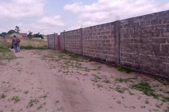 NOUVEAU SITE DE TERRAINS  VENDRE  MONTNGAFULA 
