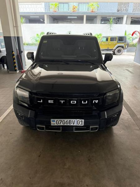 Jetour T2  Full options  Toit panoramique  Volant gauche  Automatique  Moteur impeccable   Prix  40.000  discuter lgrement  Localisation appel   Offre directe