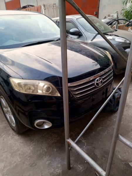 Urgence besoin dargent  Toyota vaguard sans plaque climatisation malili  11500 suka  Localisation appel