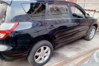 Urgence besoin dargent  Toyota vaguard sans plaque climatisation malili  11500 suka  Localisation appel