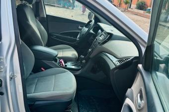 HYUNDAI SANTAFE 2016 A VENDRE A KINSHASA 