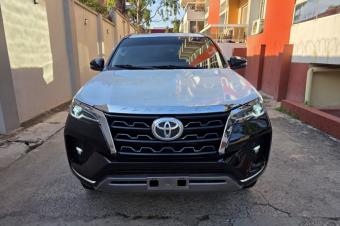 TOYOTA FORTUNER A VENDRE A KINSHASA 