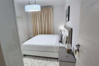Trs bel appartement meubl  vendre dans un immeuble moderne avec piscine gym et club house au rooftop